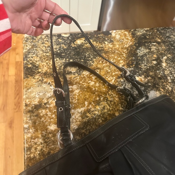 Coach Black Leather Gallery Bag - Picture 13 of 15